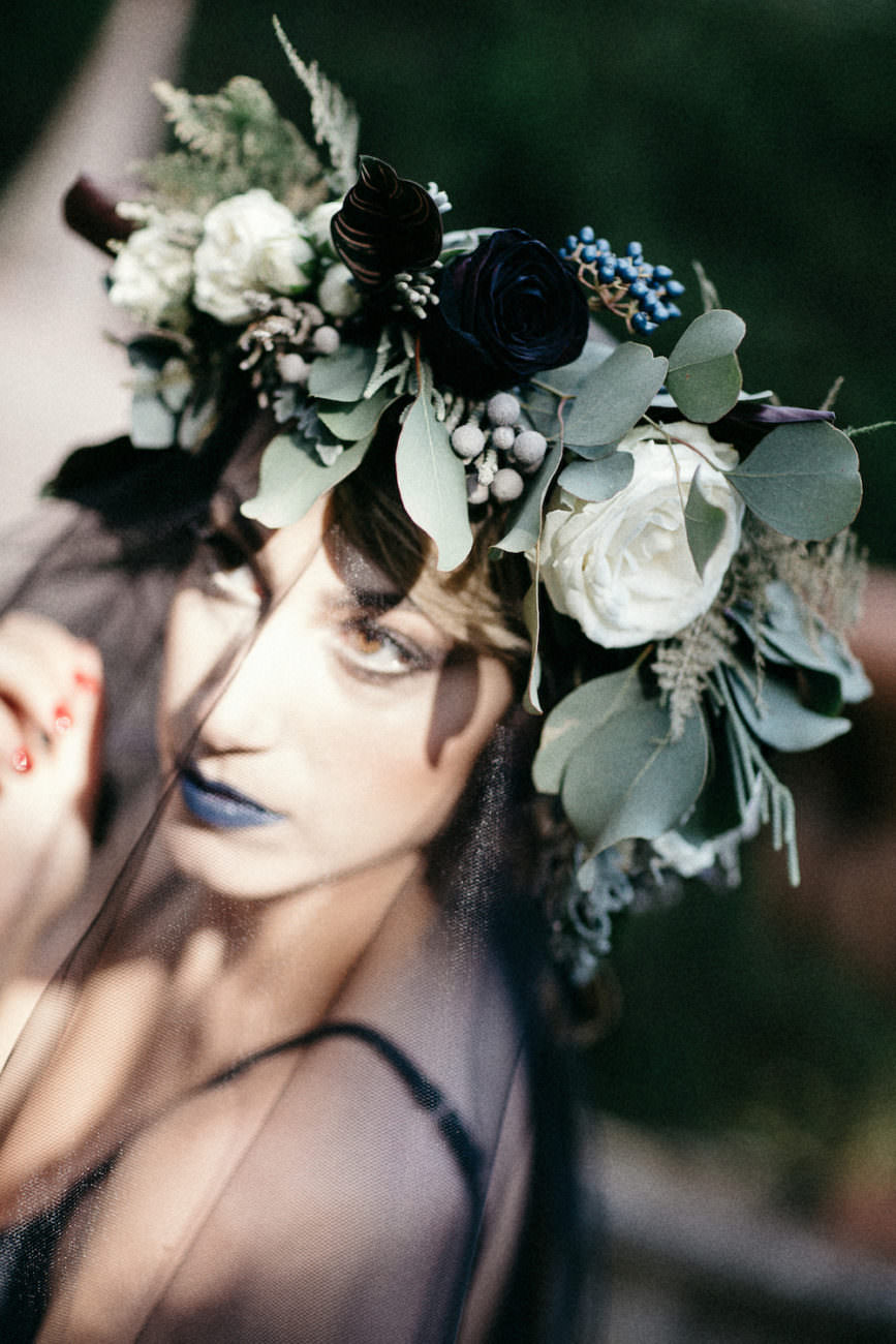 Style Shoot in Tuscany, Italy bride wearing black flowers flower crown