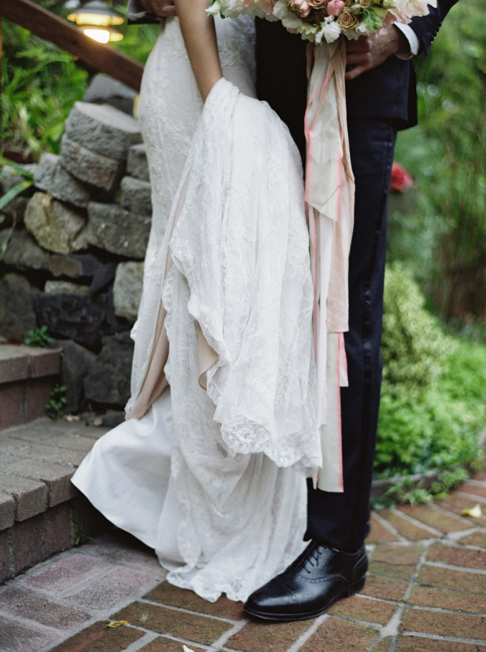 Neutral Wedding Inspiration_wedding dress