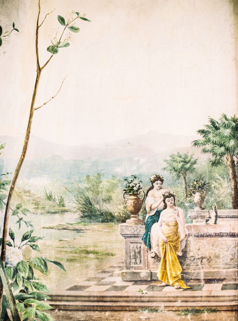 Palace Wedding Inspiration - wall painting