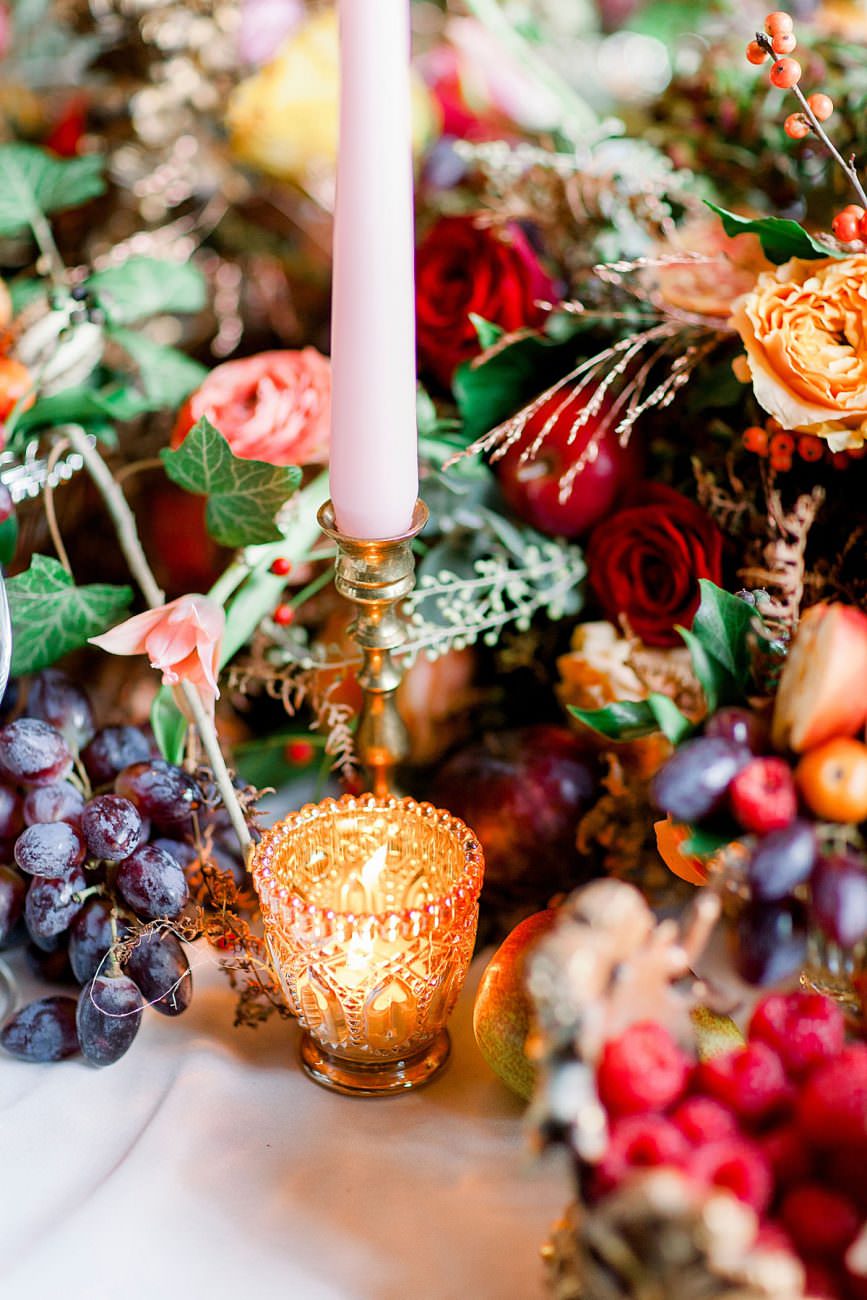 Baroque wedding inspiration with rich winter table setting ideas